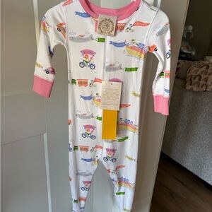 The Beaufort Bonnet Company Happy travels sleeper